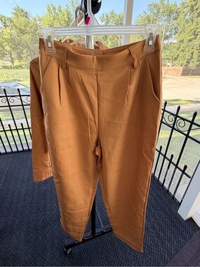 SHEIN Camel High-Rise Tapered Trousers